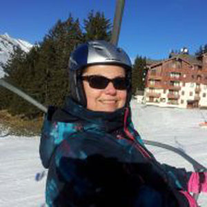 Hilda, 42 Jahre aus Steffisburg, Schweiz